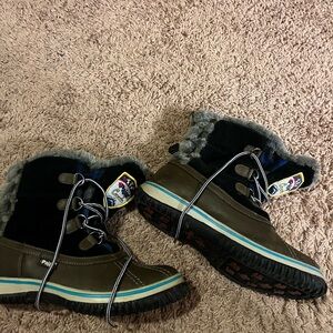 Pajar Canada  🇨🇦 winter boots for women’s 7-7,5